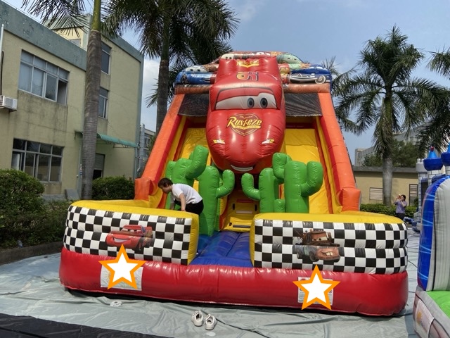 汽车总动员滑梯