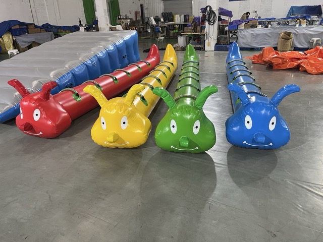 耐磨 PVC 充气毛毛虫租赁