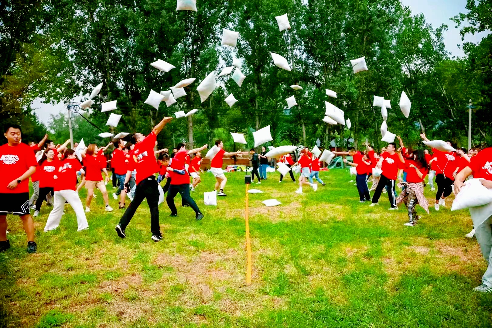 充气趣味运动会游戏枕头大战出租出售