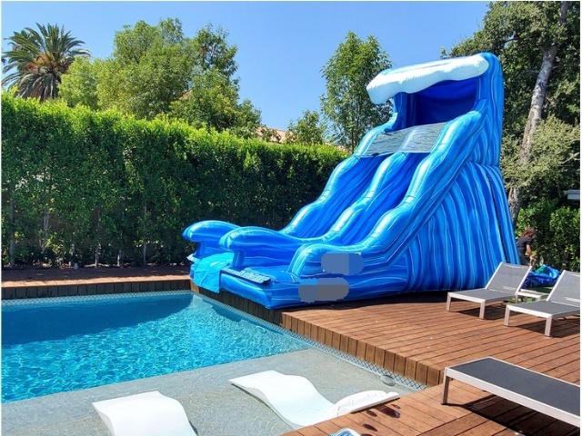 蓝鲸浪潮充气水滑梯出售