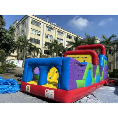 炫彩充气障碍城堡 